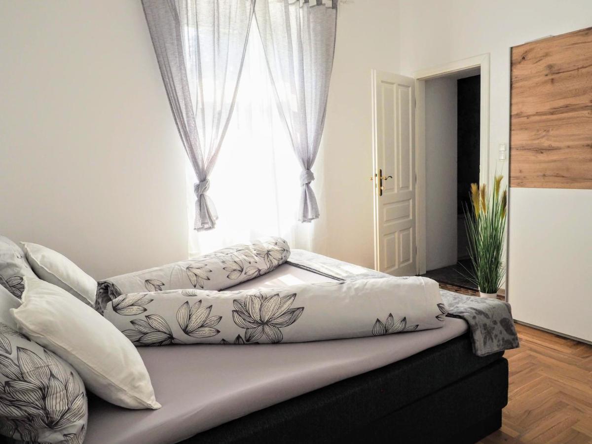 City Villa Schoenbrunn Apartments - Contactless 24H Check-In Viyana Dış mekan fotoğraf